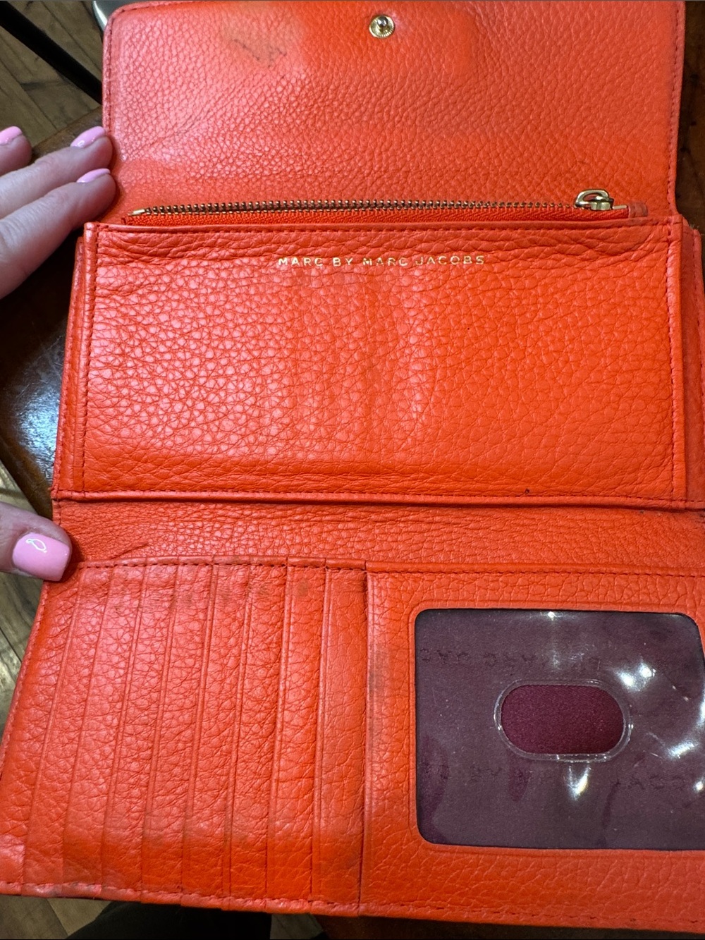 Marc Jacobs Orange Leather Flap Wallet with Logo Plaque - Picture 5 of 15